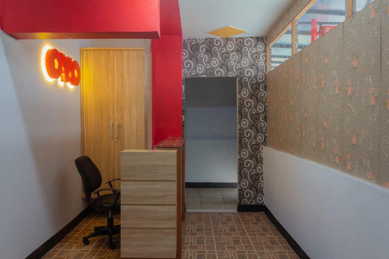 Oyo 649 K68 Residence Jakarta Luaran gambar