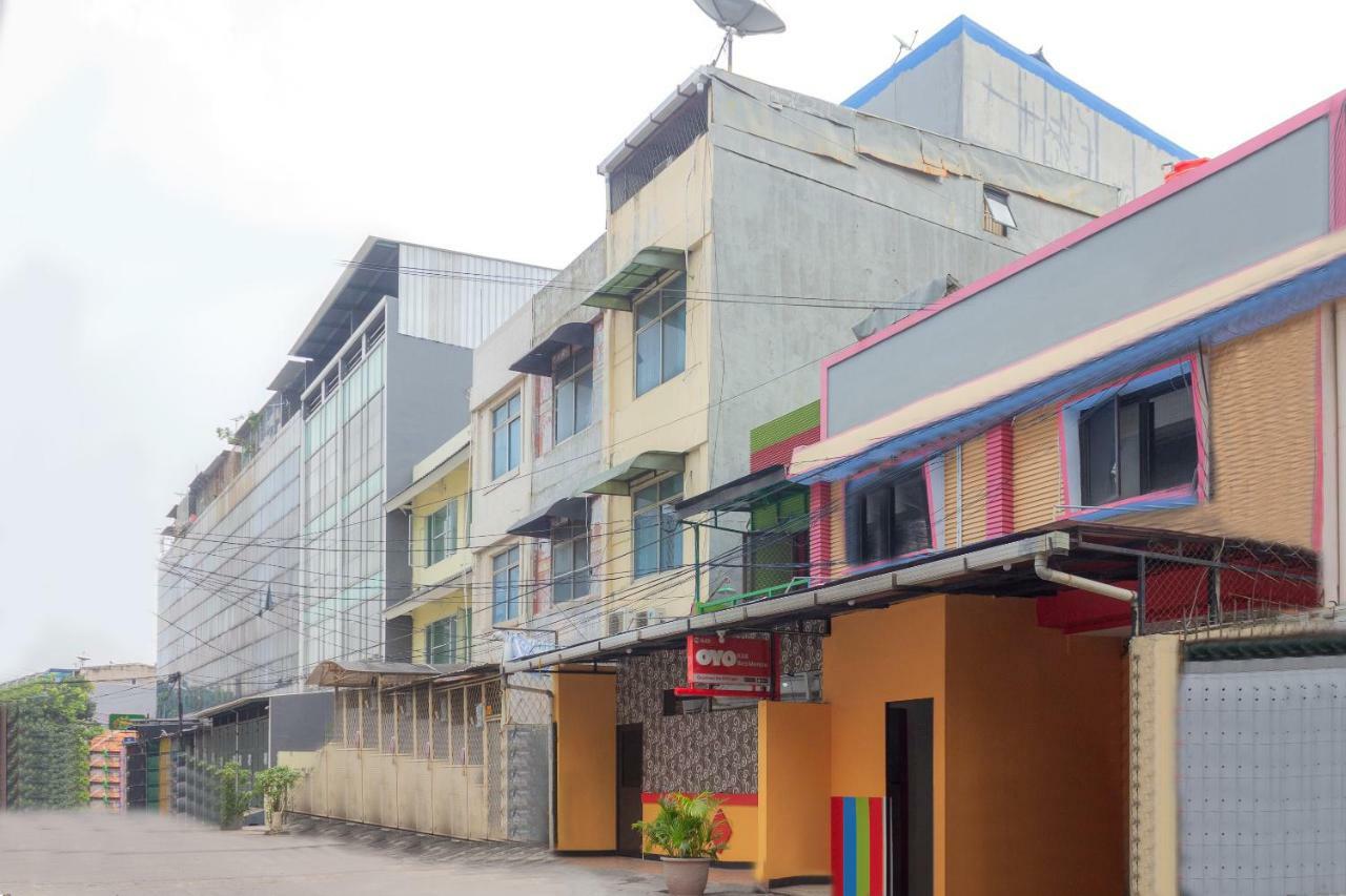 Oyo 649 K68 Residence Jakarta Luaran gambar