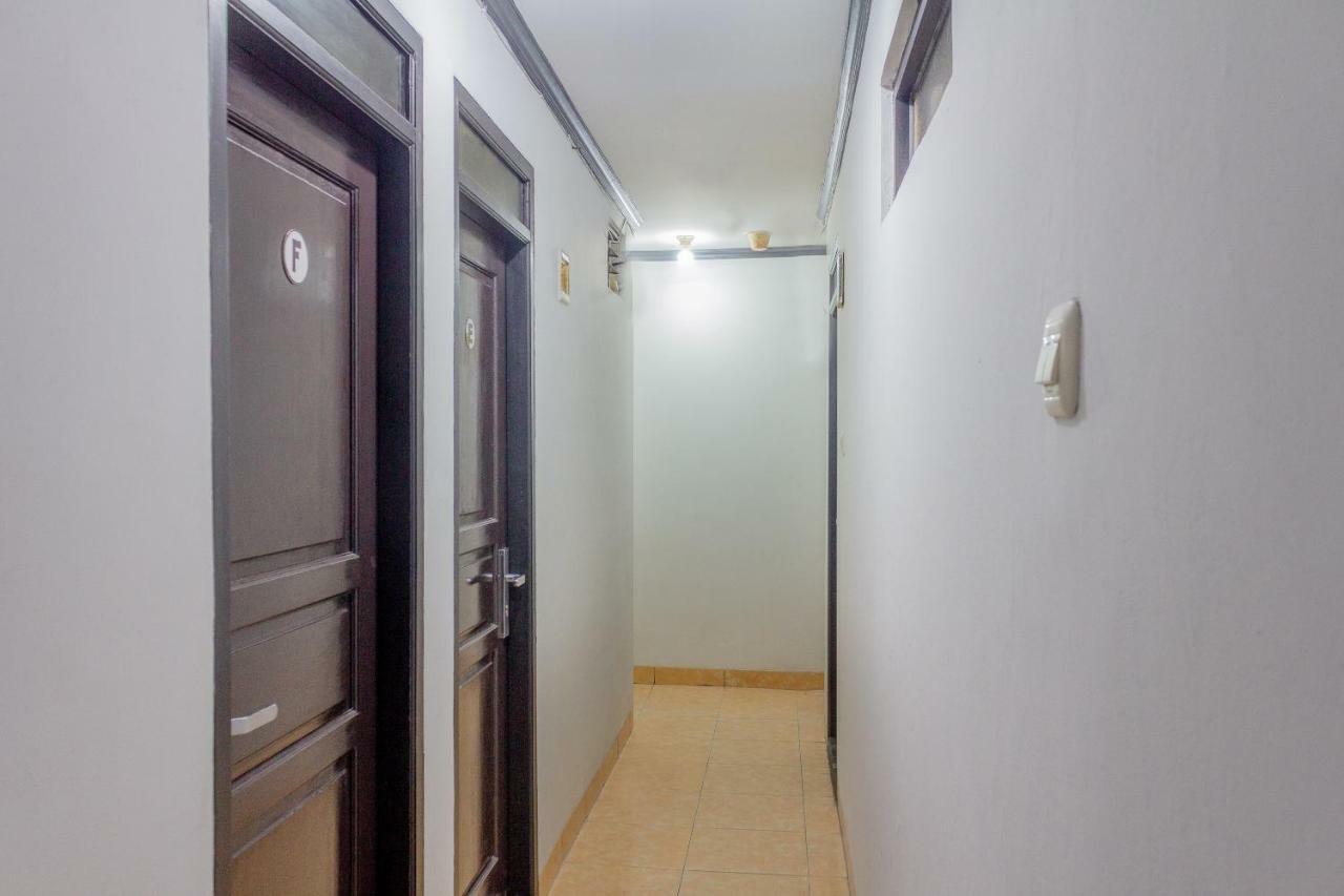 Oyo 649 K68 Residence Jakarta Luaran gambar
