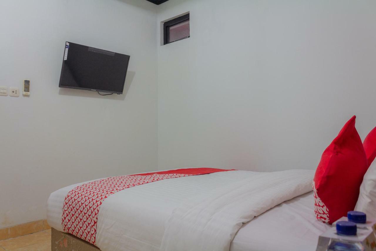 Oyo 649 K68 Residence Jakarta Luaran gambar