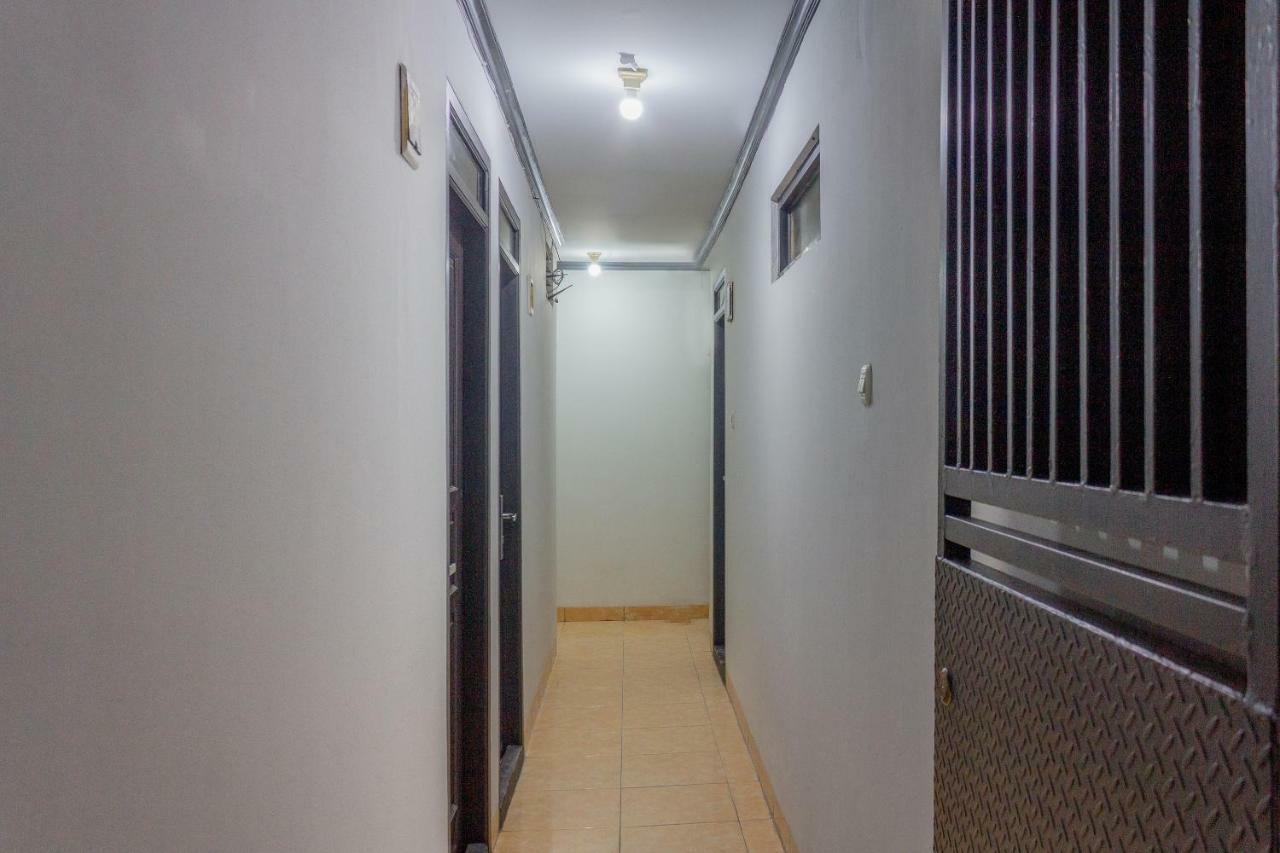 Oyo 649 K68 Residence Jakarta Luaran gambar